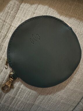 Portland Leather Dark Green Round Coin Pouch with Clip